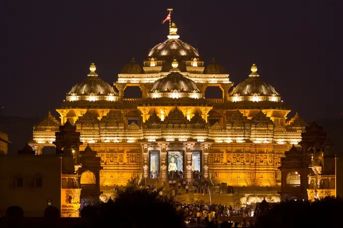Agra famous temple