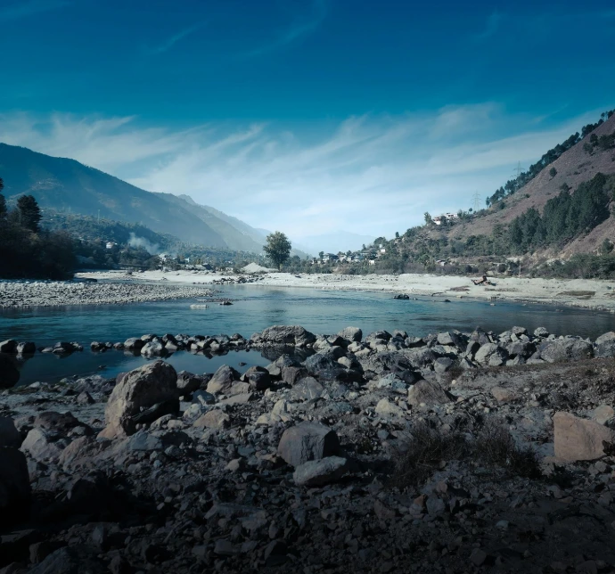 Scenic Kullu Valley Drive